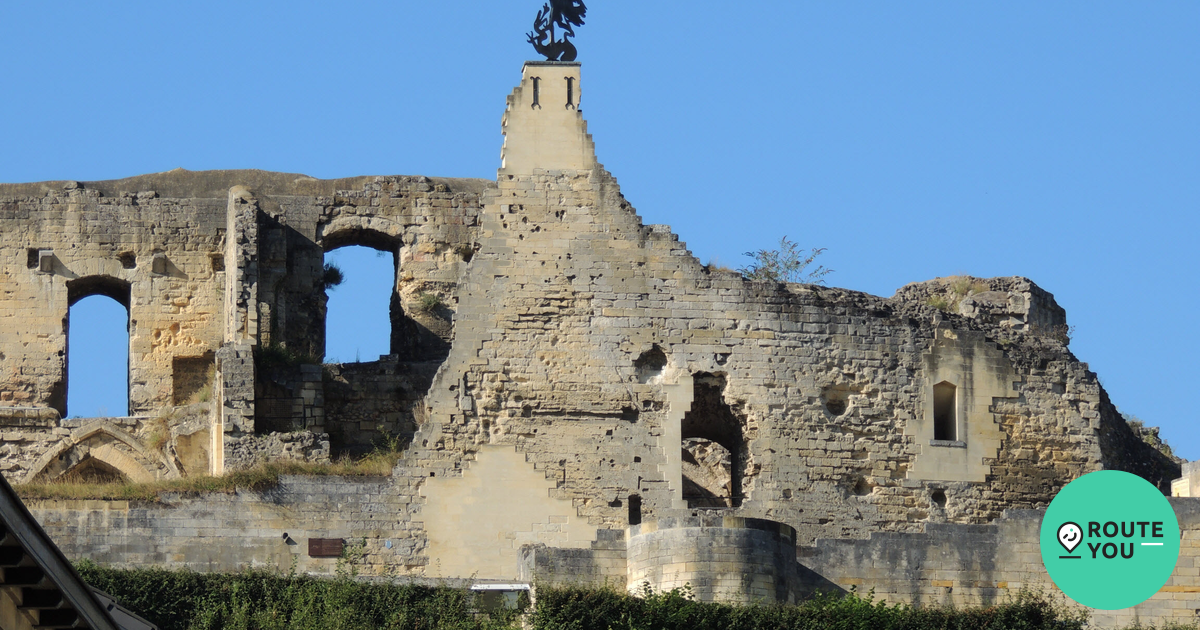 KASTEELRUÏNE VALKENBURG Ruine RouteYou