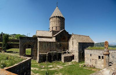 Monasterio de Tatev - Monasterio | RouteYou