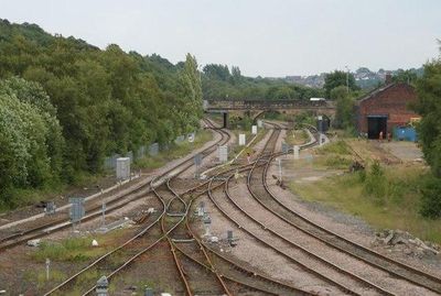 Horbury and Ossett railway station - Trainstation | RouteYou